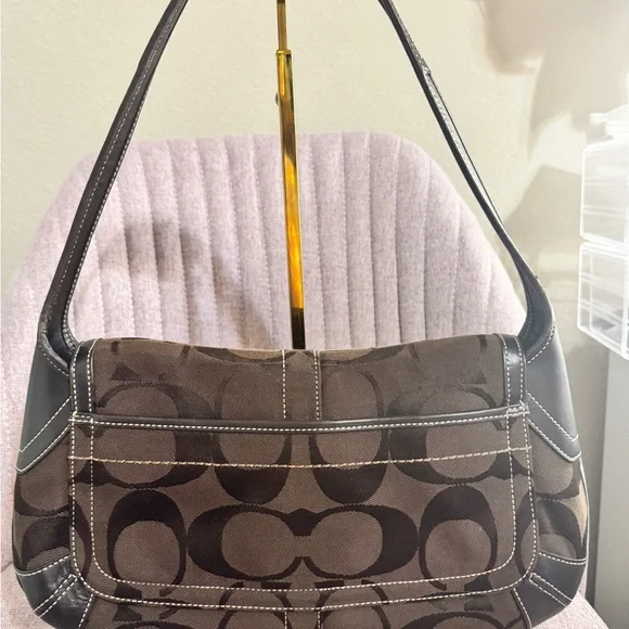 2007 Coach Signature Chocolate Brown Ergo Flap bag - Picture 3 of 4